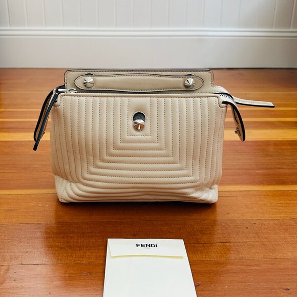 NEW: FENDI DotCom Click | Cream Lambskin Leather Satchel Bag with Chain Strap - Picture 4 of 9